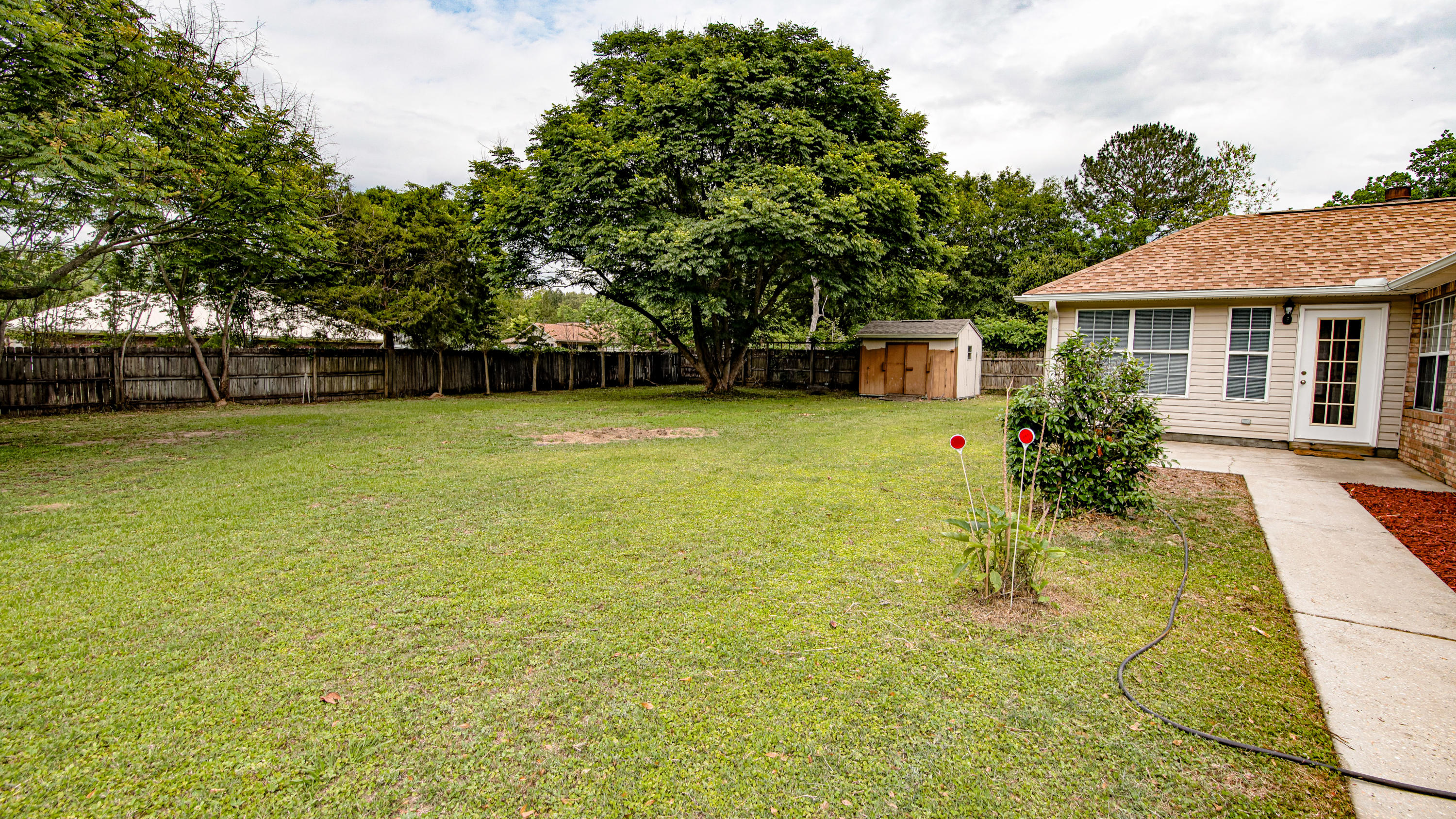 DOGWOOD ESTATES - Residential