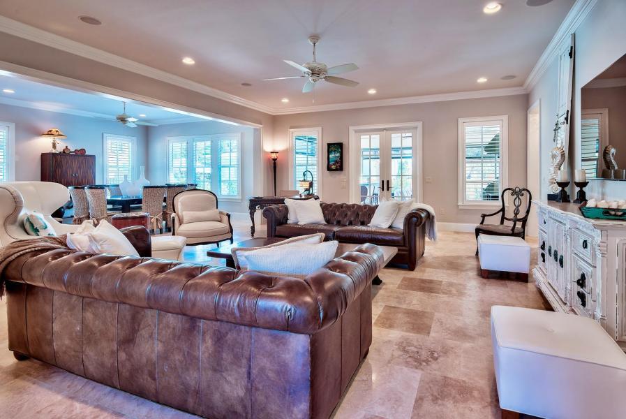 BAYTOWNE AVE EAST - Residential