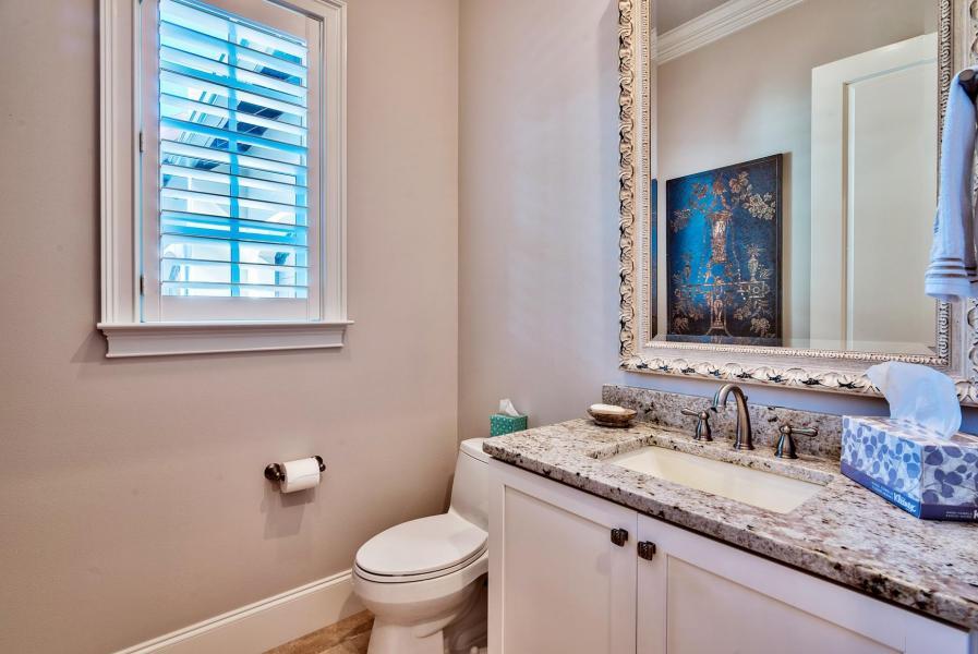 BAYTOWNE AVE EAST - Residential