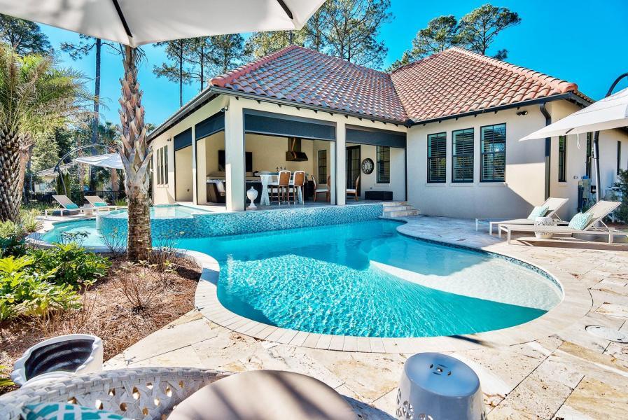 BAYTOWNE AVE EAST - Residential