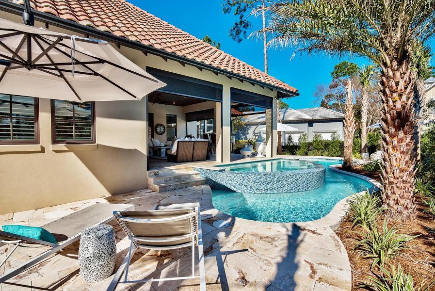 BAYTOWNE AVE EAST - Residential