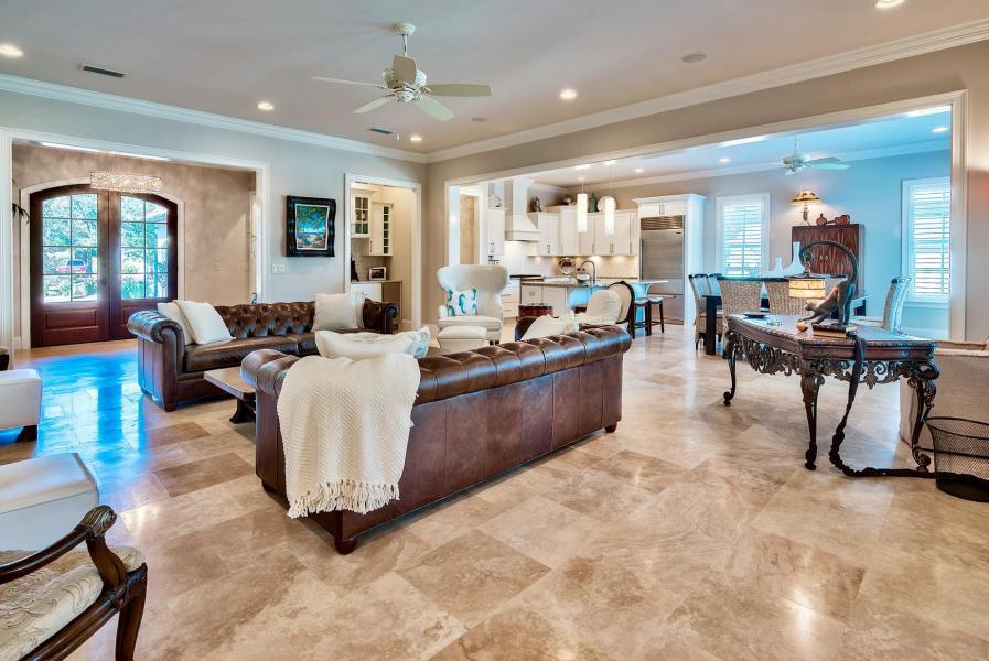 BAYTOWNE AVE EAST - Residential