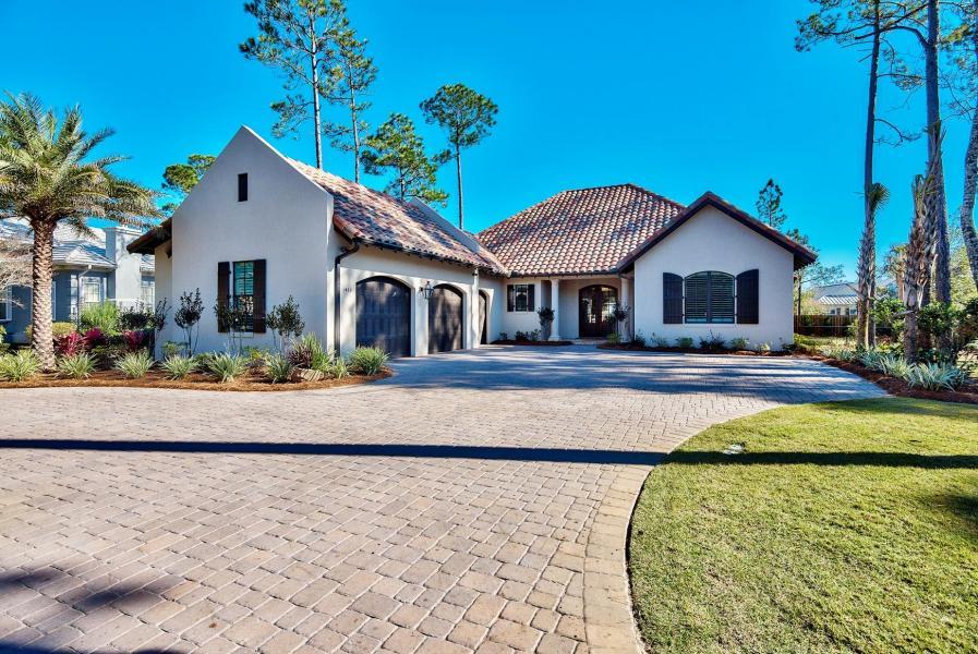 BAYTOWNE AVE EAST - Residential