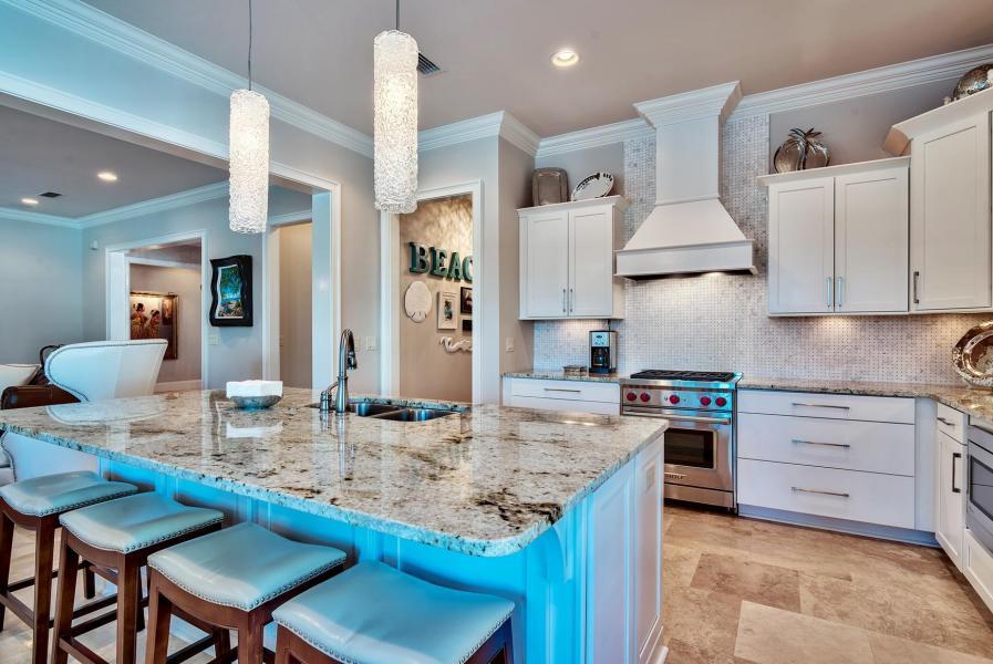 BAYTOWNE AVE EAST - Residential