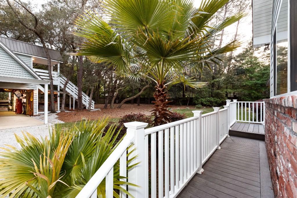 ROCKY BAYOU ESTATES 04 - Residential