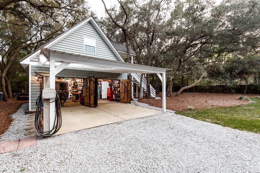 ROCKY BAYOU ESTATES 04 - Residential