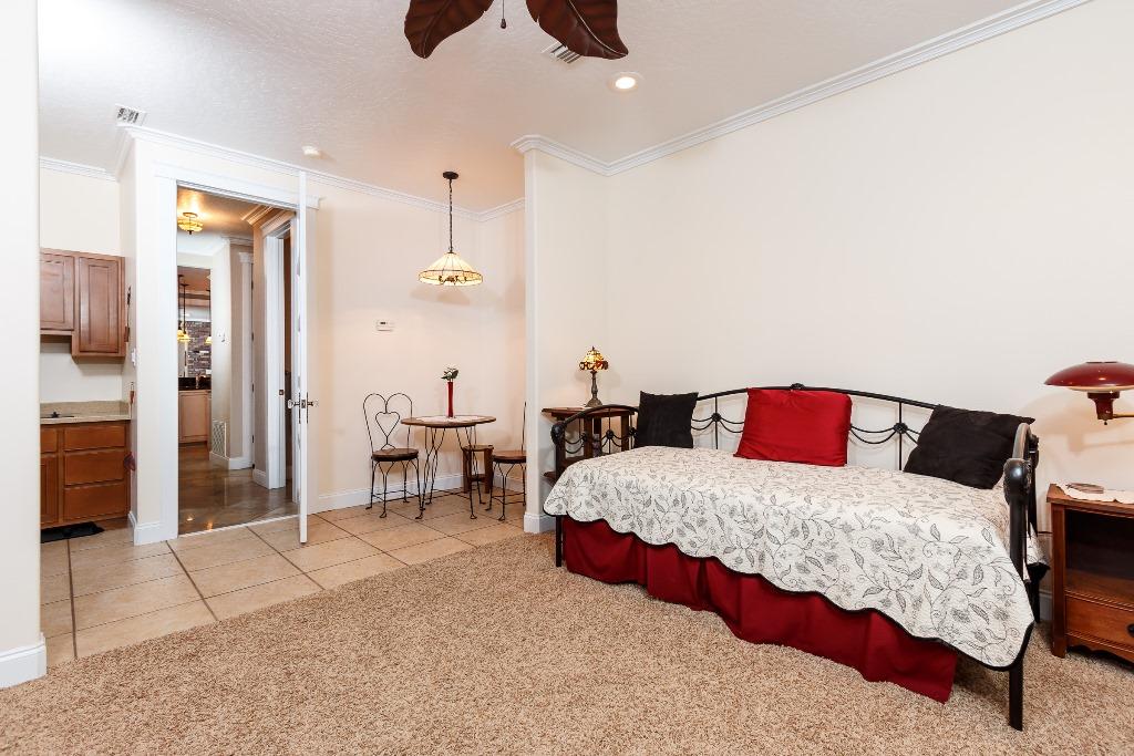 ROCKY BAYOU ESTATES 04 - Residential