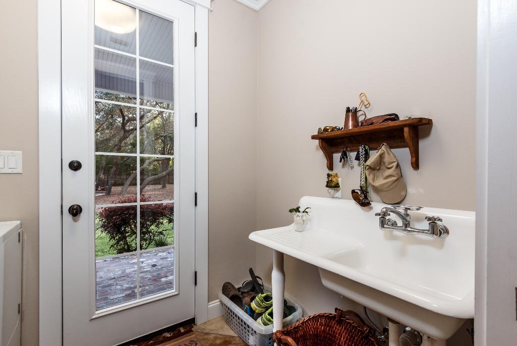 ROCKY BAYOU ESTATES 04 - Residential