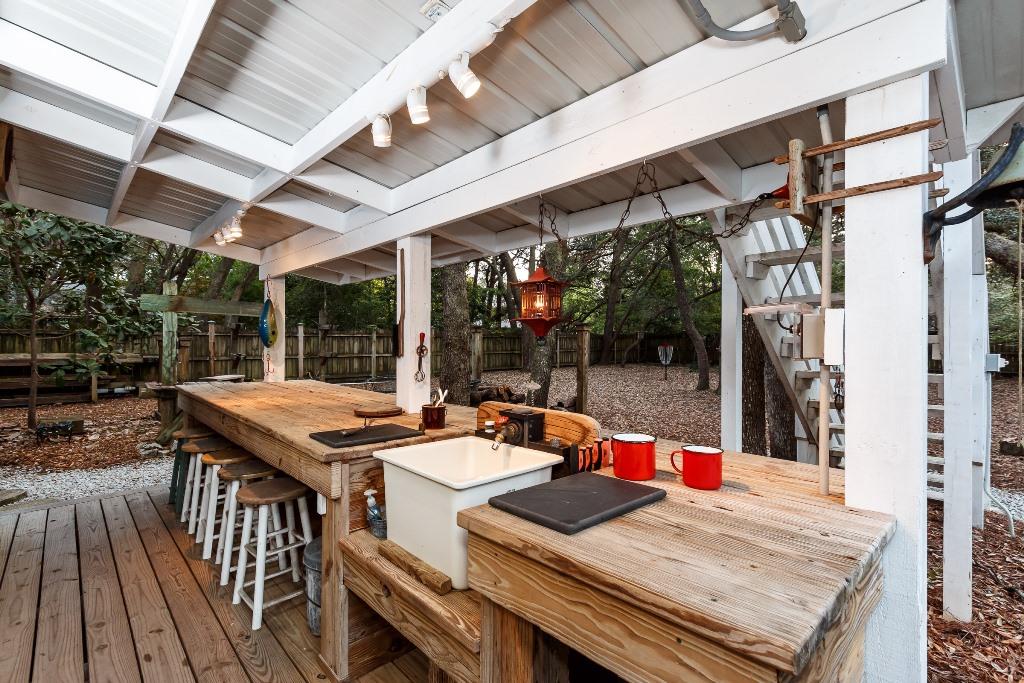 ROCKY BAYOU ESTATES 04 - Residential