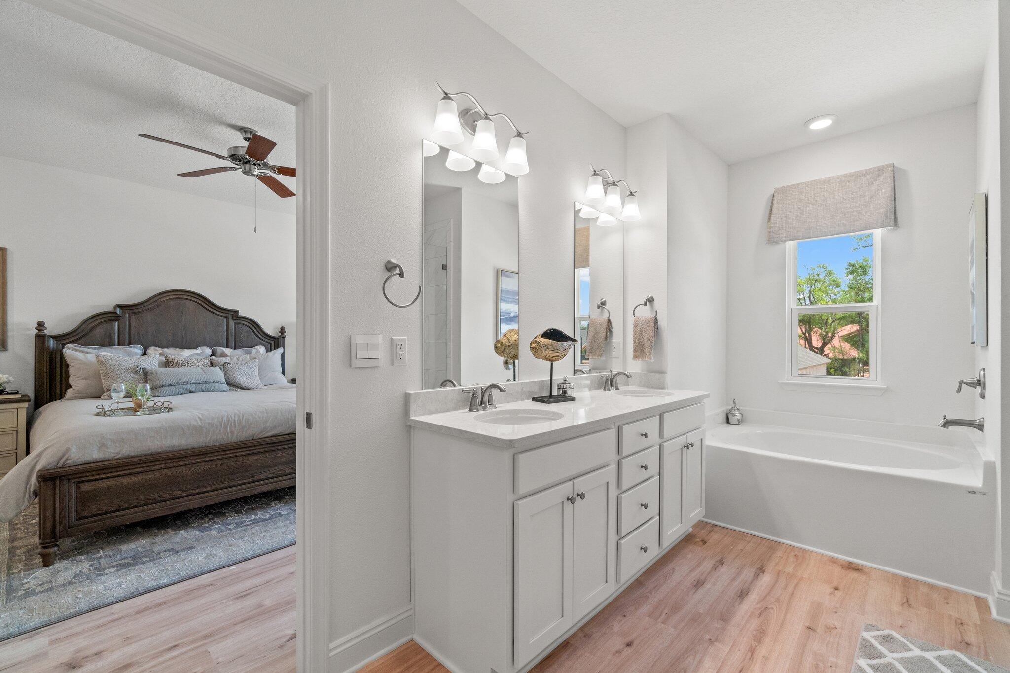 Live Oak Harbour - Residential