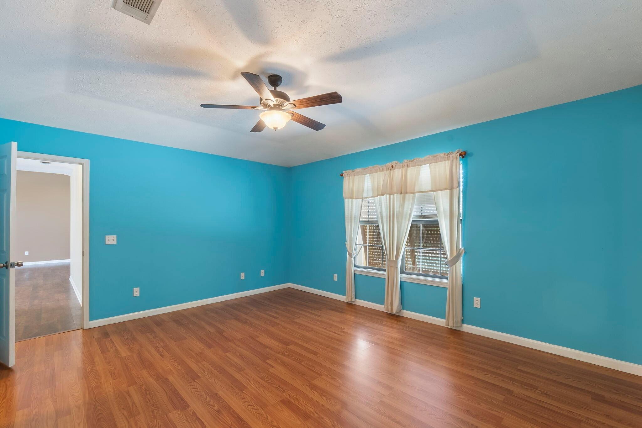 GRAND LAGOON SHORES - Residential