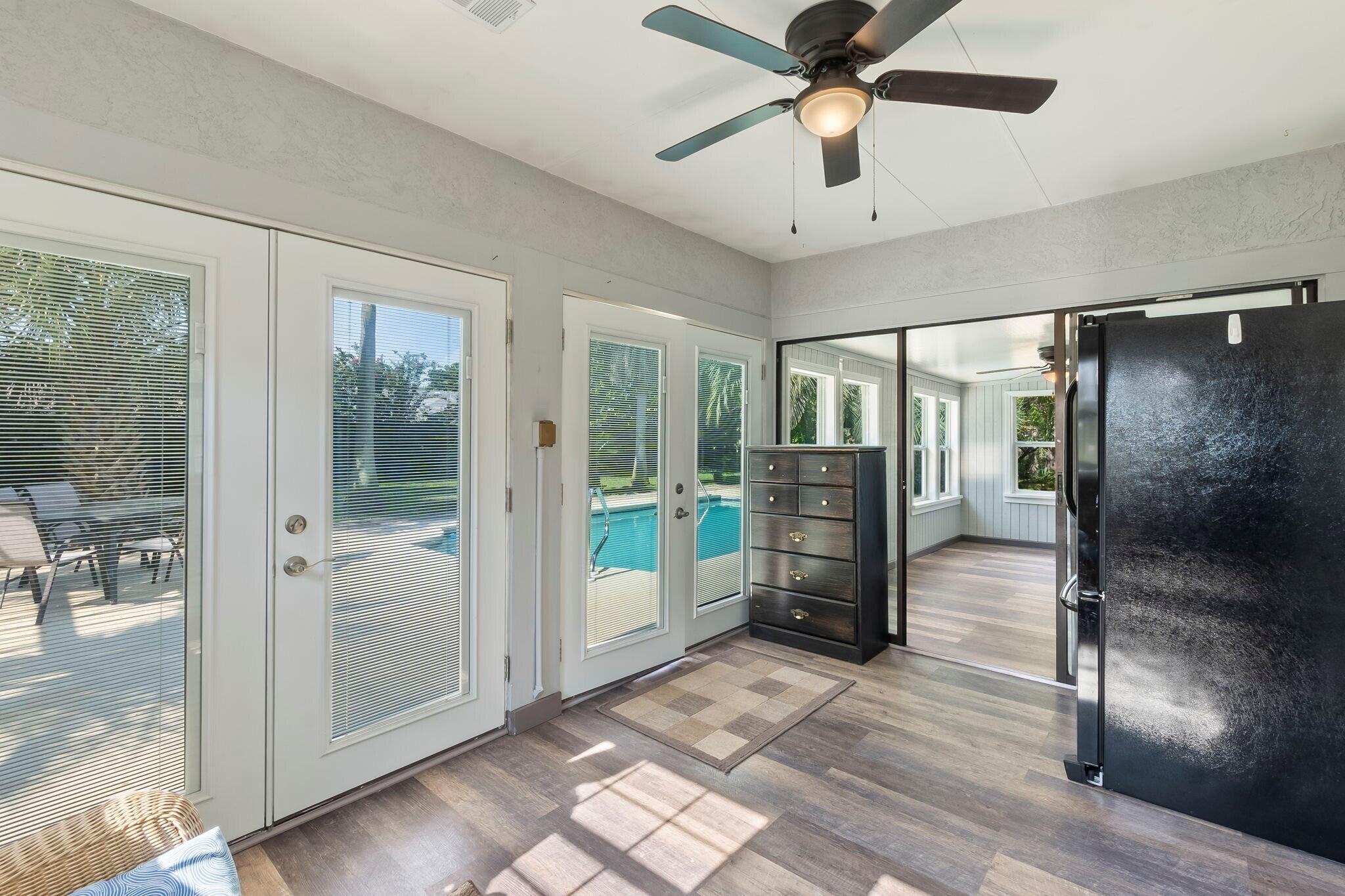 GRAND LAGOON SHORES - Residential