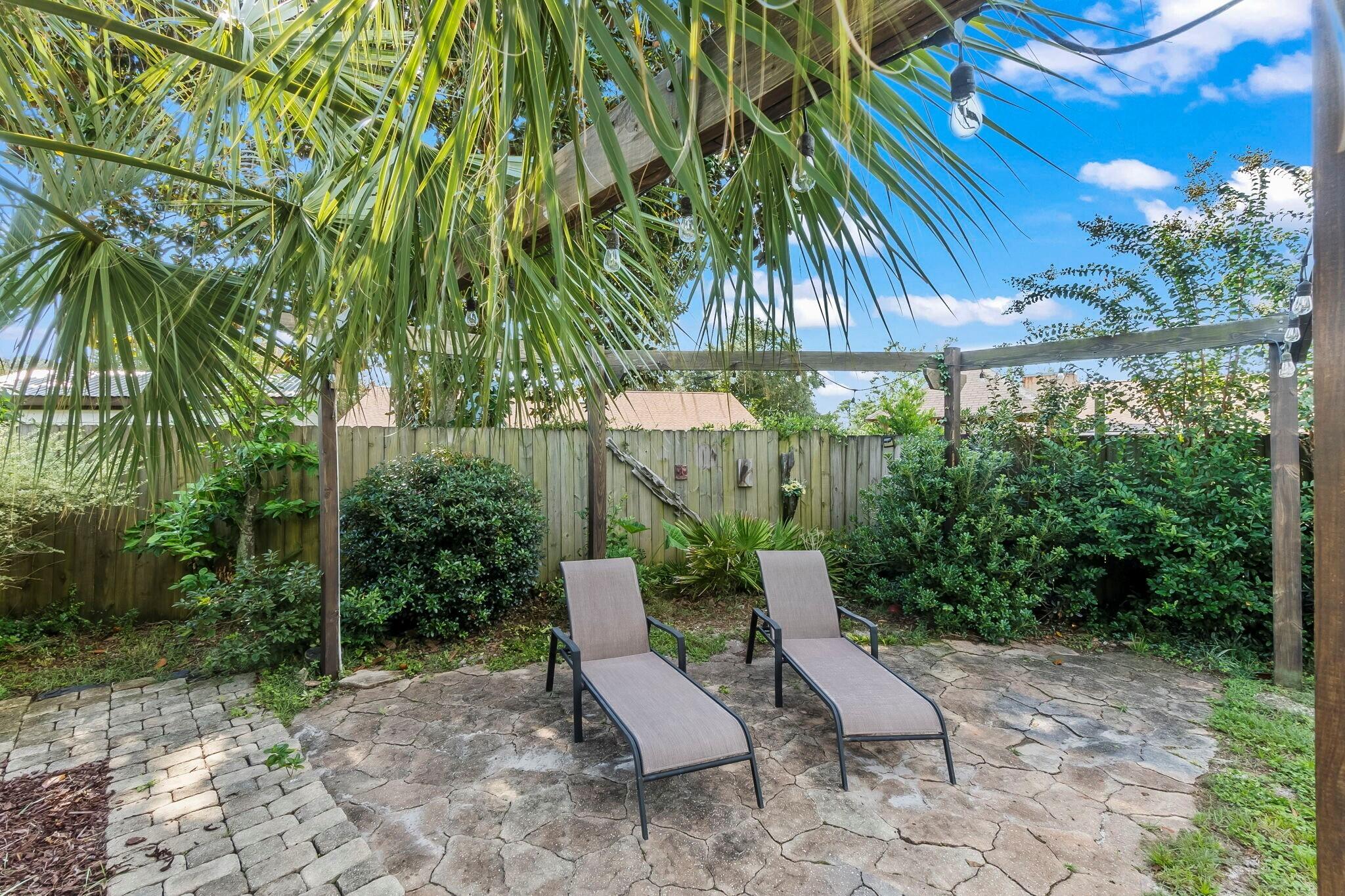 GRAND LAGOON SHORES - Residential