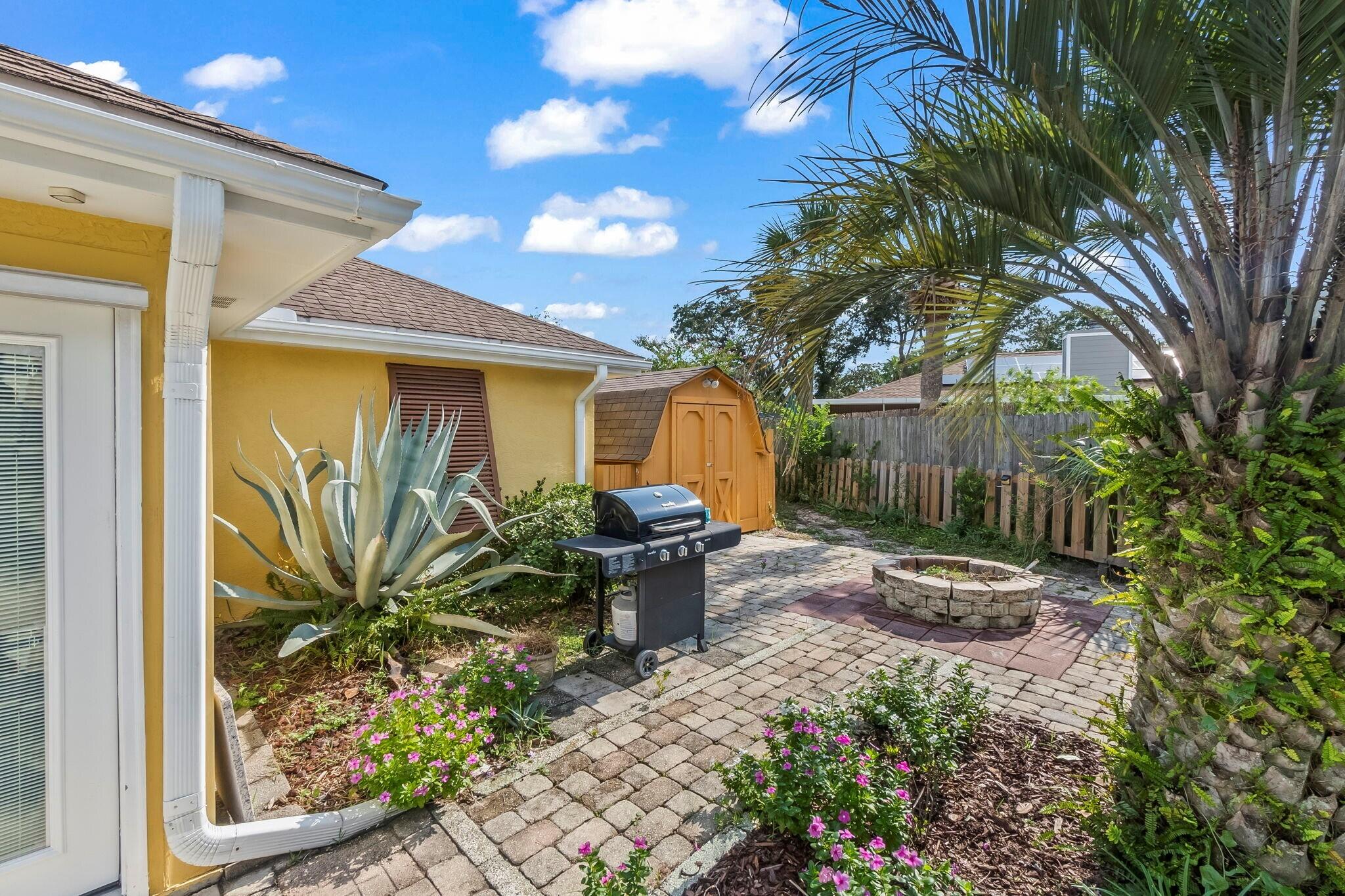 GRAND LAGOON SHORES - Residential