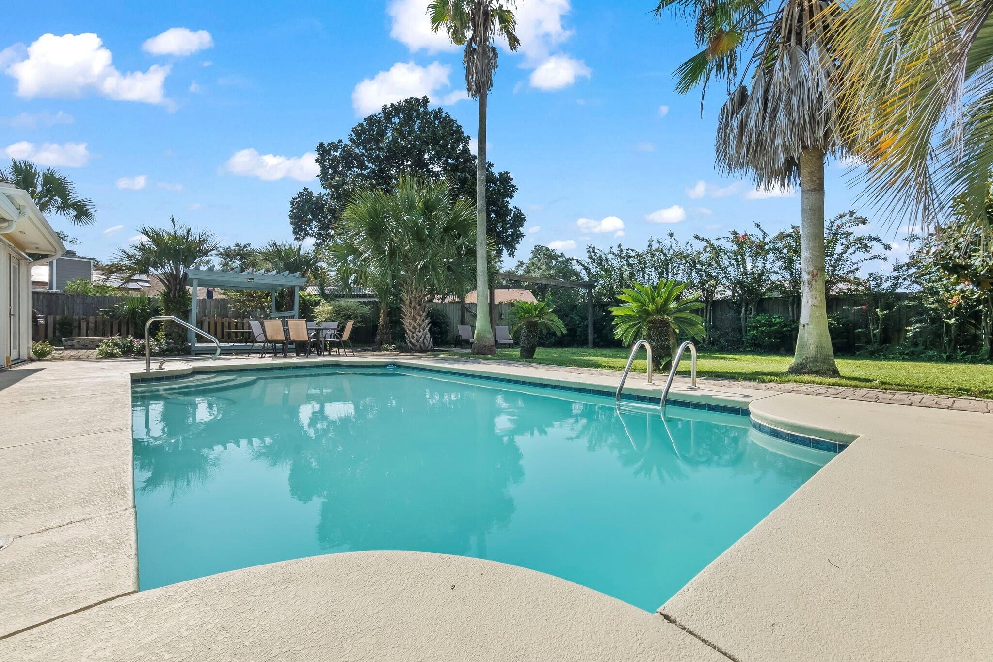 GRAND LAGOON SHORES - Residential