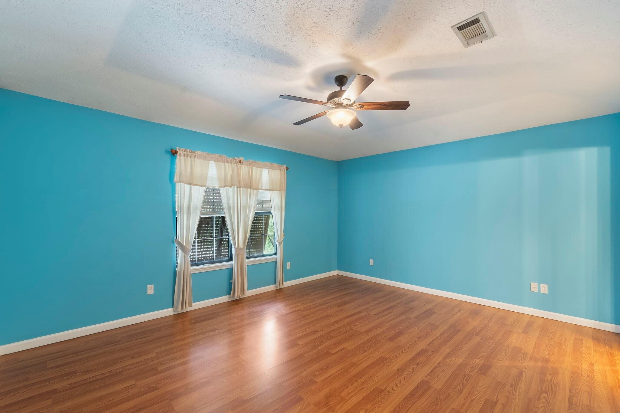 GRAND LAGOON SHORES - Residential