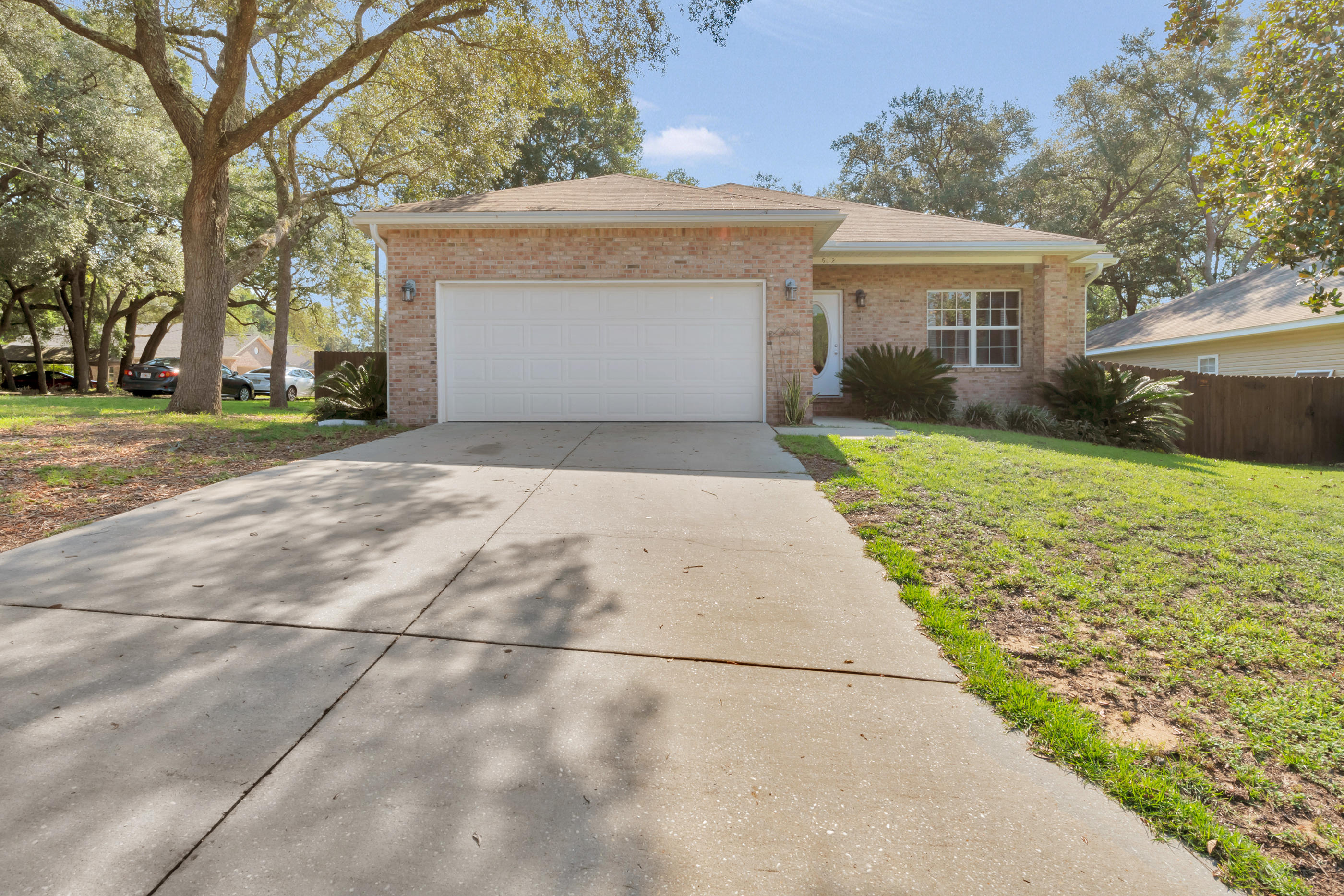 VALPARAISO PINECREST 6 - Residential
