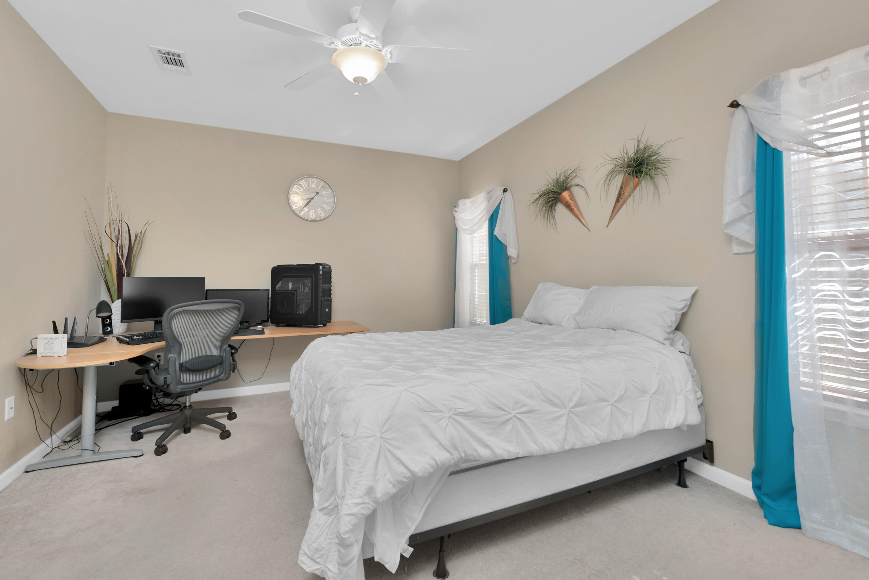 VALPARAISO PINECREST 6 - Residential