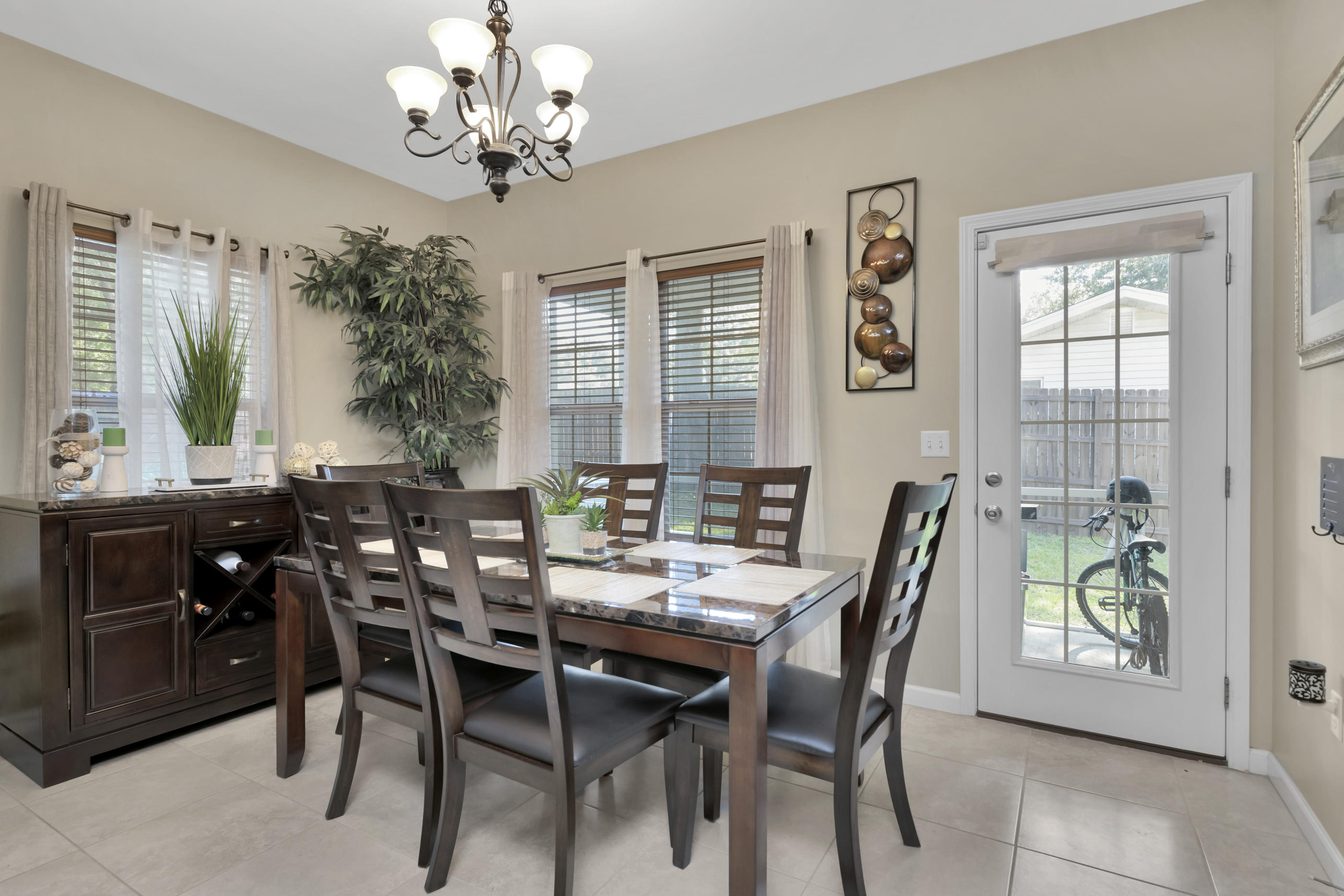 VALPARAISO PINECREST 6 - Residential