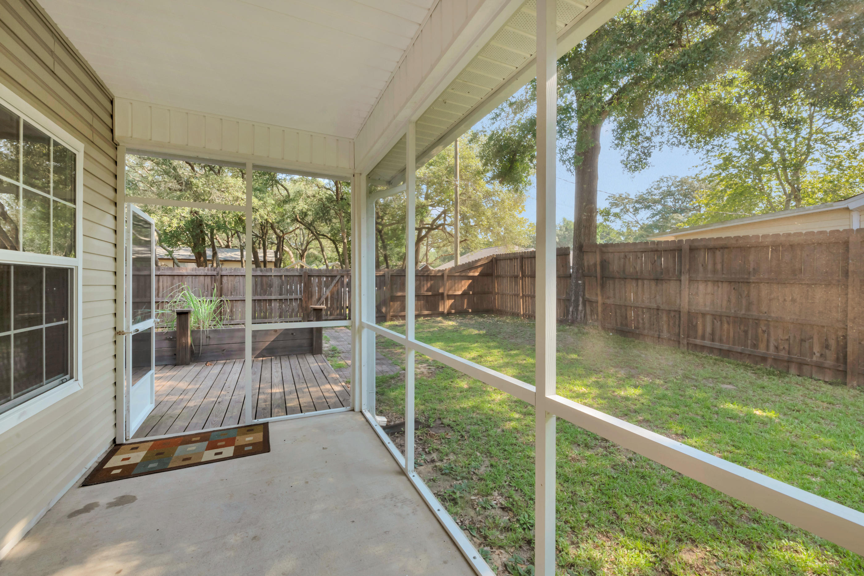 VALPARAISO PINECREST 6 - Residential