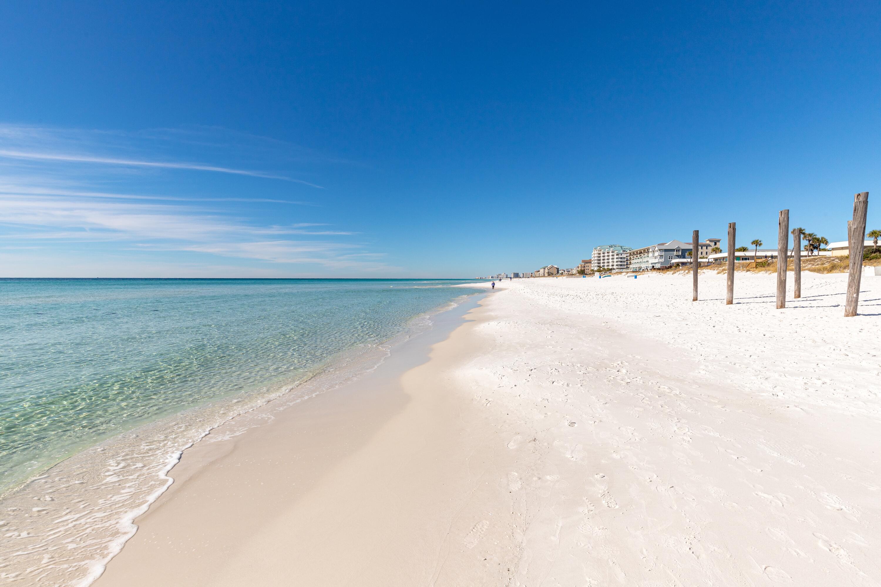 VILLAGES OF CRYSTAL BEACH - Residential