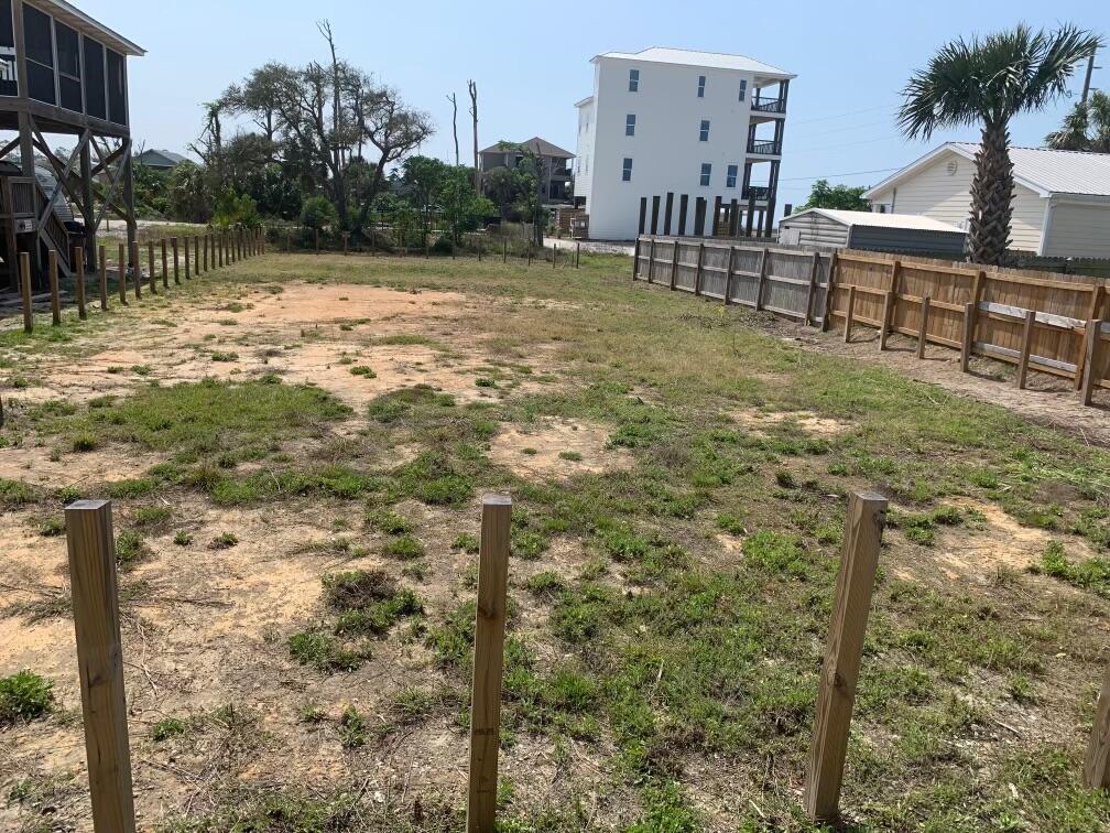 Yons Addition to Beacon Hill - Land