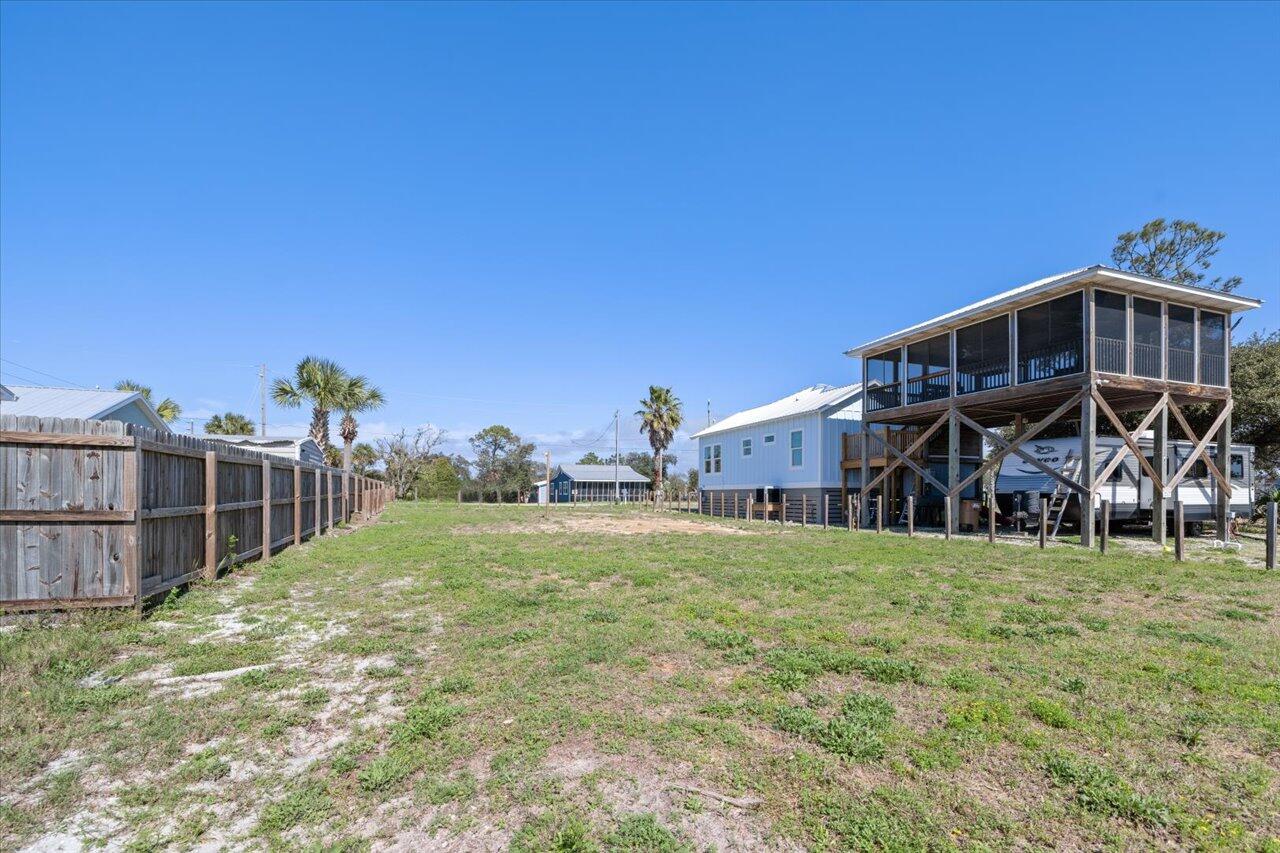 Yons Addition to Beacon Hill - Land