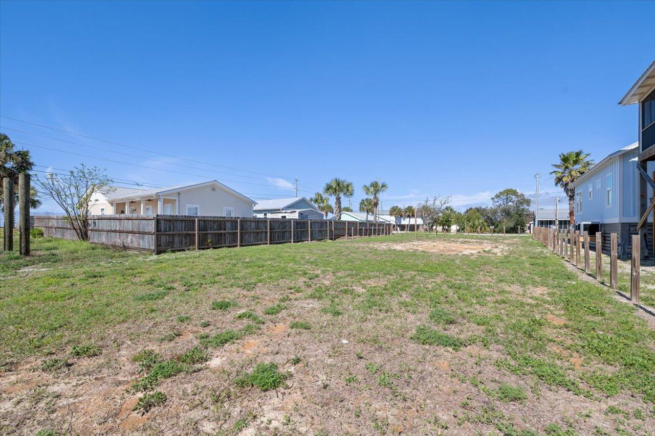 Yons Addition to Beacon Hill - Land