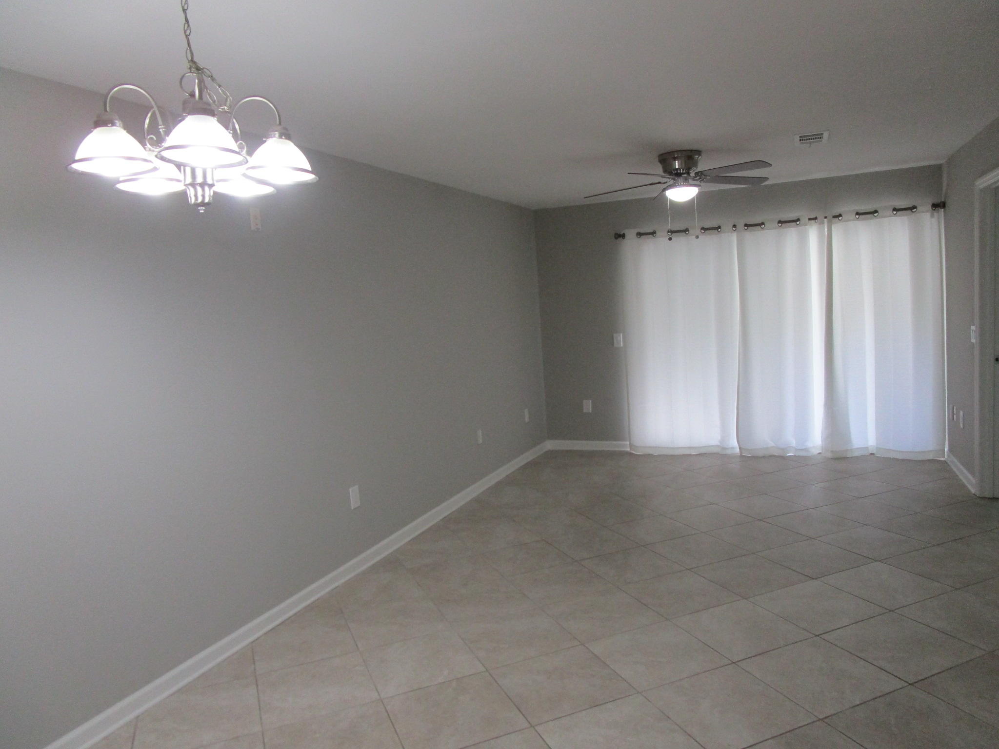 FLORIDA CLUB - Residential Lease