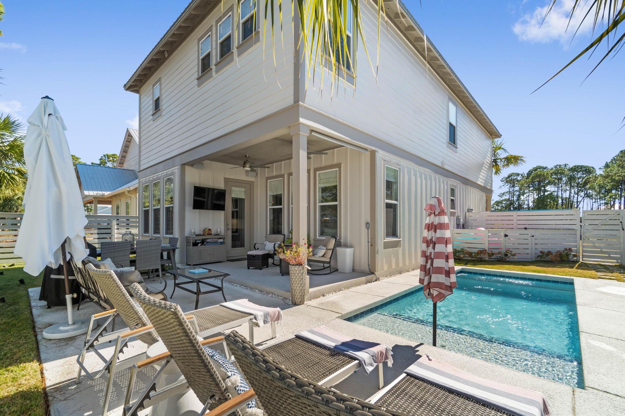 FRANGISTA BEACH 3RD ADDN - Residential