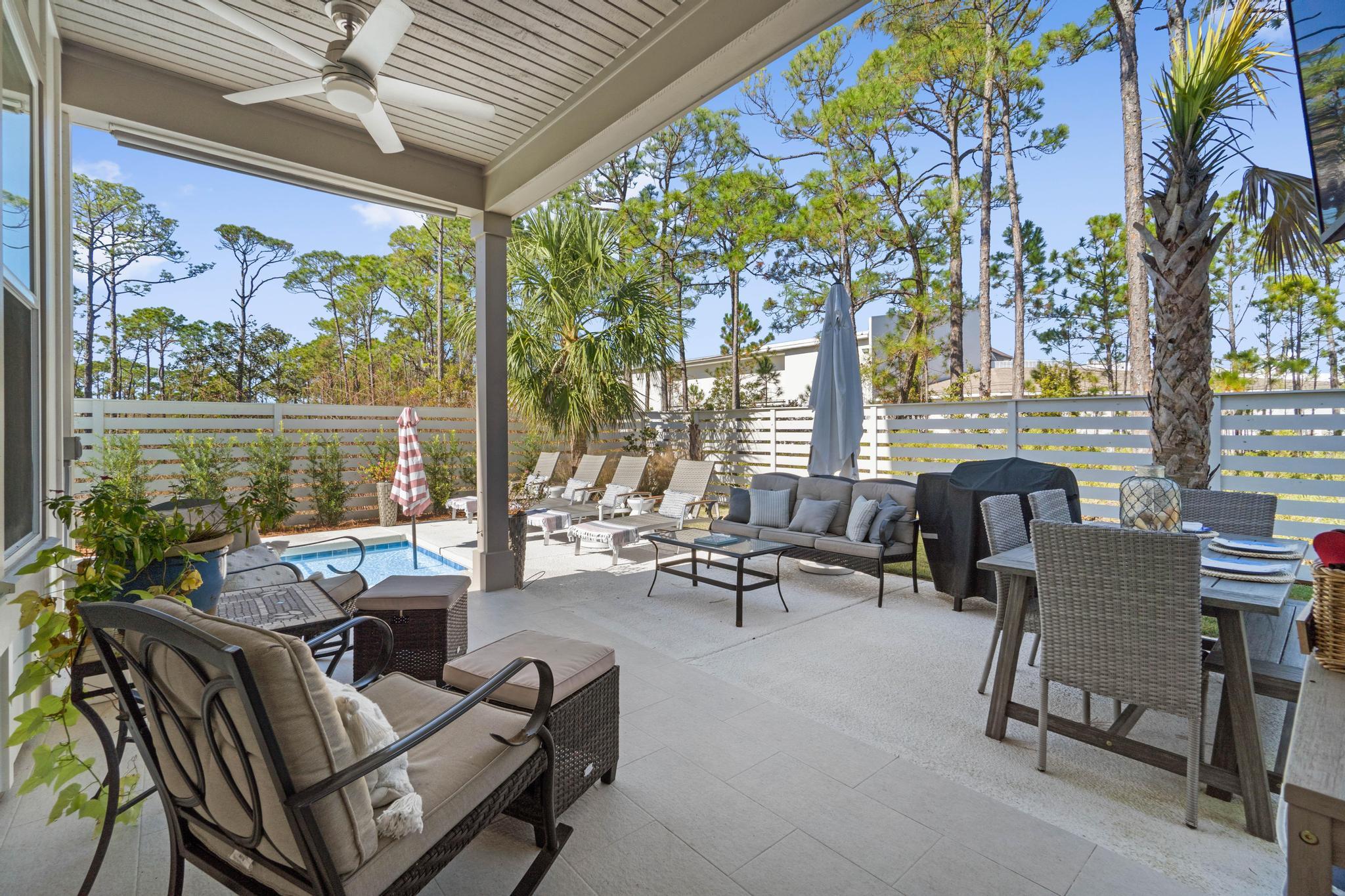 FRANGISTA BEACH 3RD ADDN - Residential