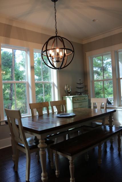 FOREST LAKES - Residential