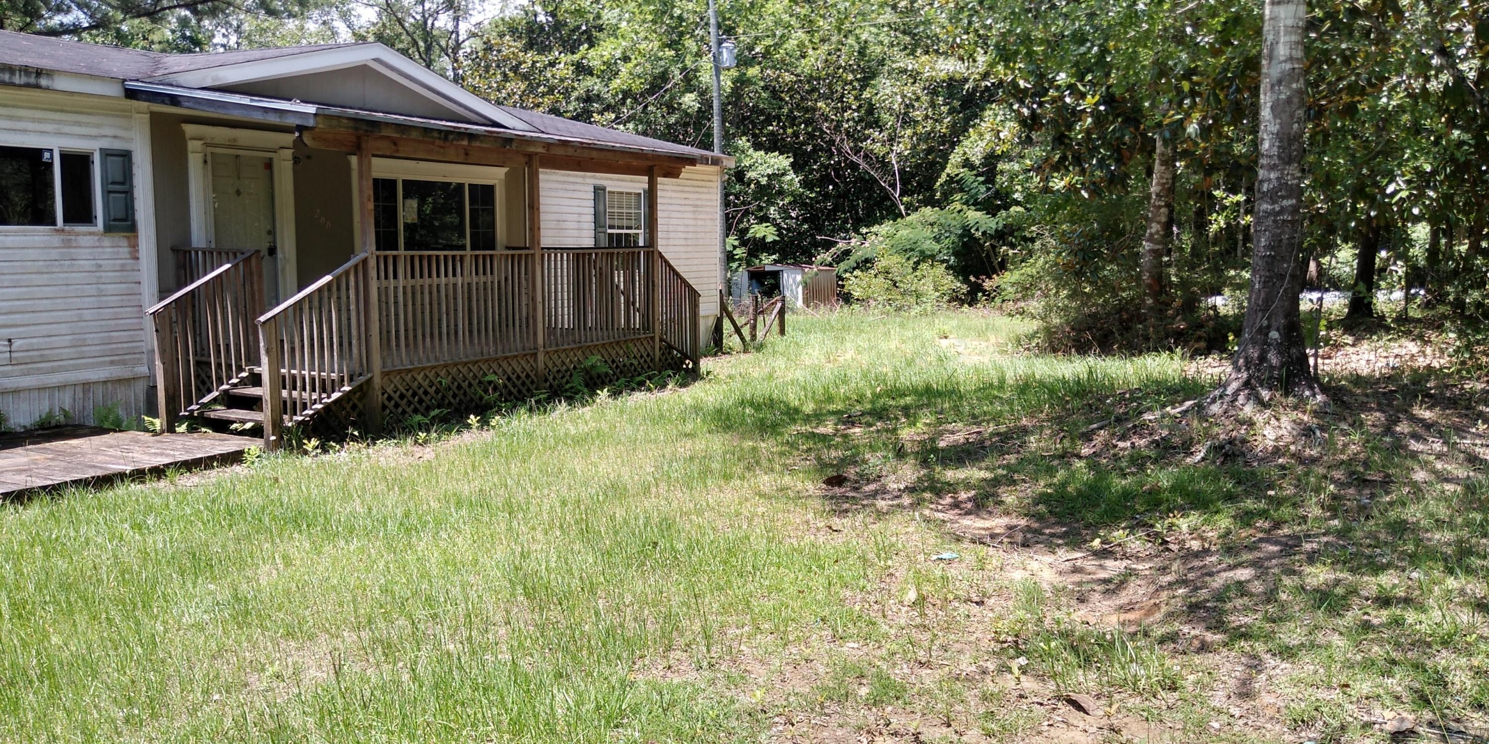 NO RECORDED SUBDIVISION - Residential