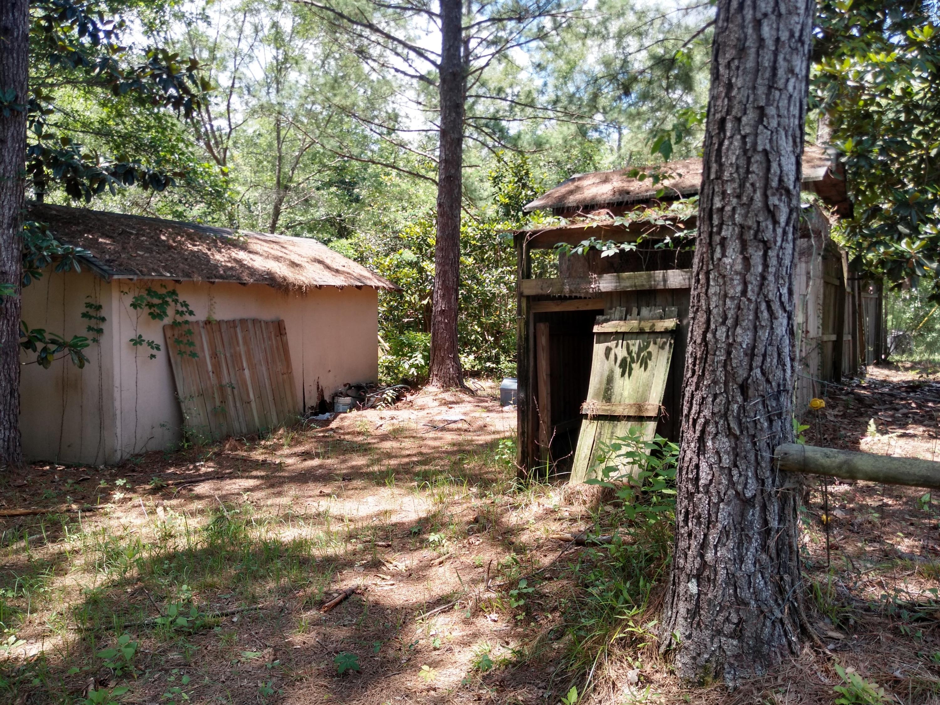 NO RECORDED SUBDIVISION - Residential