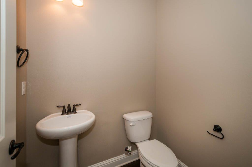 HATTIES GROVE - Residential