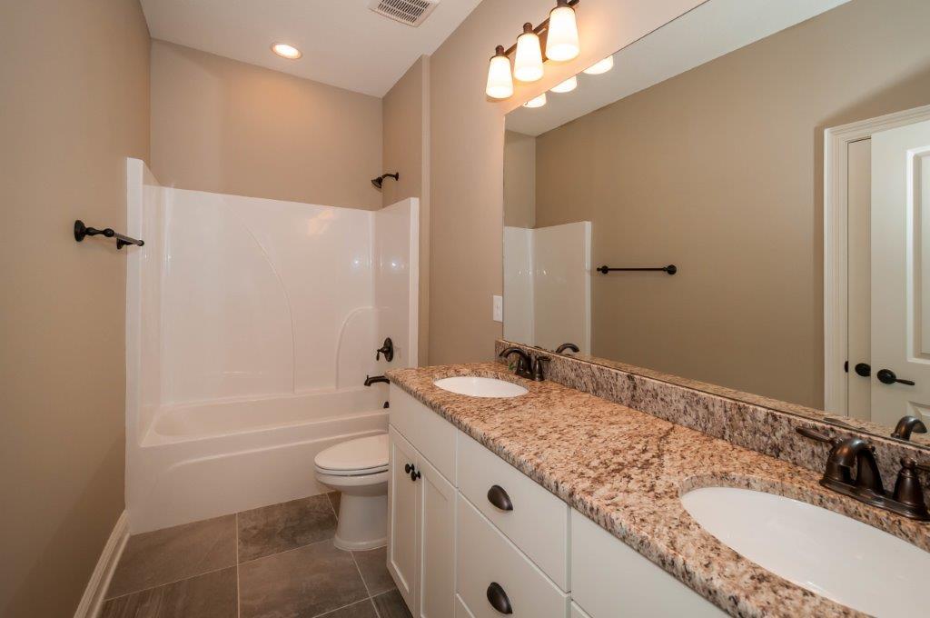 HATTIES GROVE - Residential