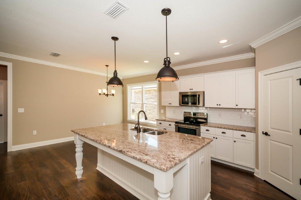 HATTIES GROVE - Residential