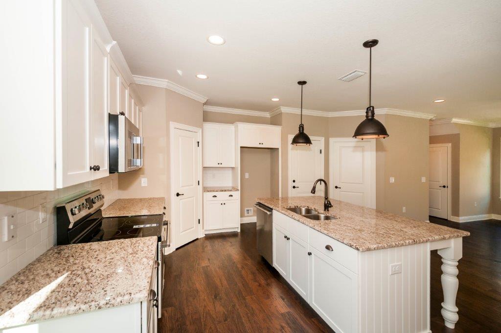 HATTIES GROVE - Residential