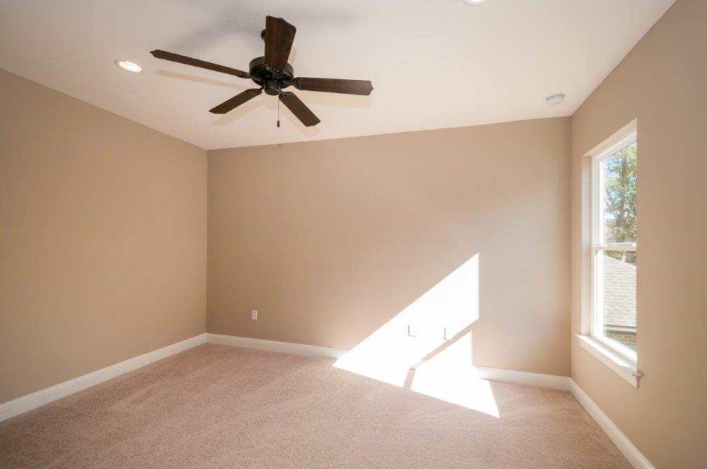 HATTIES GROVE - Residential