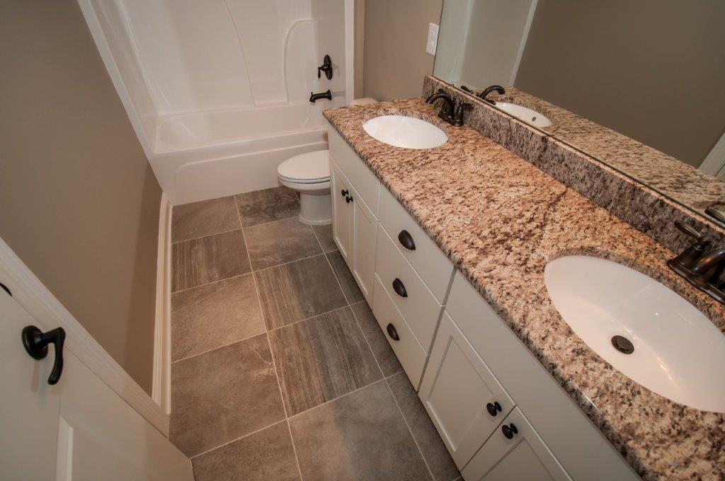 HATTIES GROVE - Residential