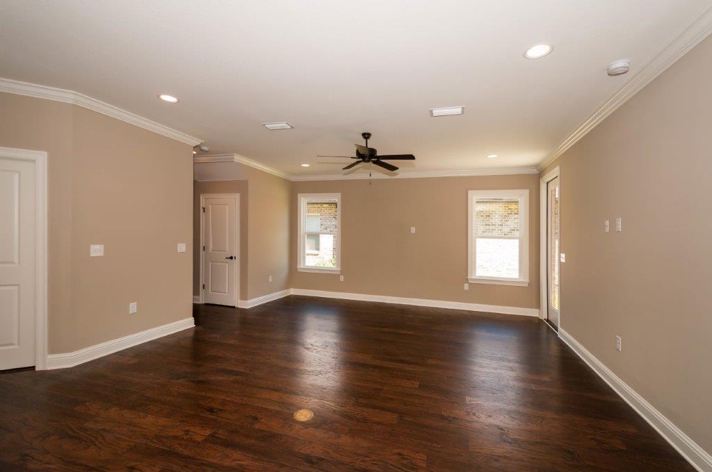 HATTIES GROVE - Residential