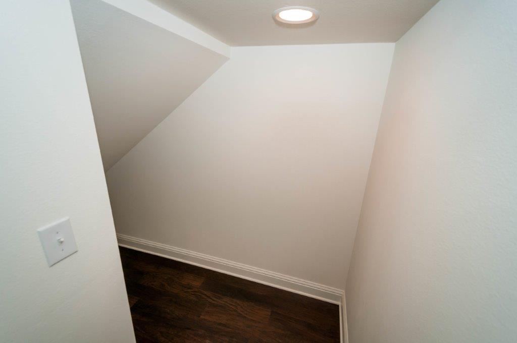 HATTIES GROVE - Residential