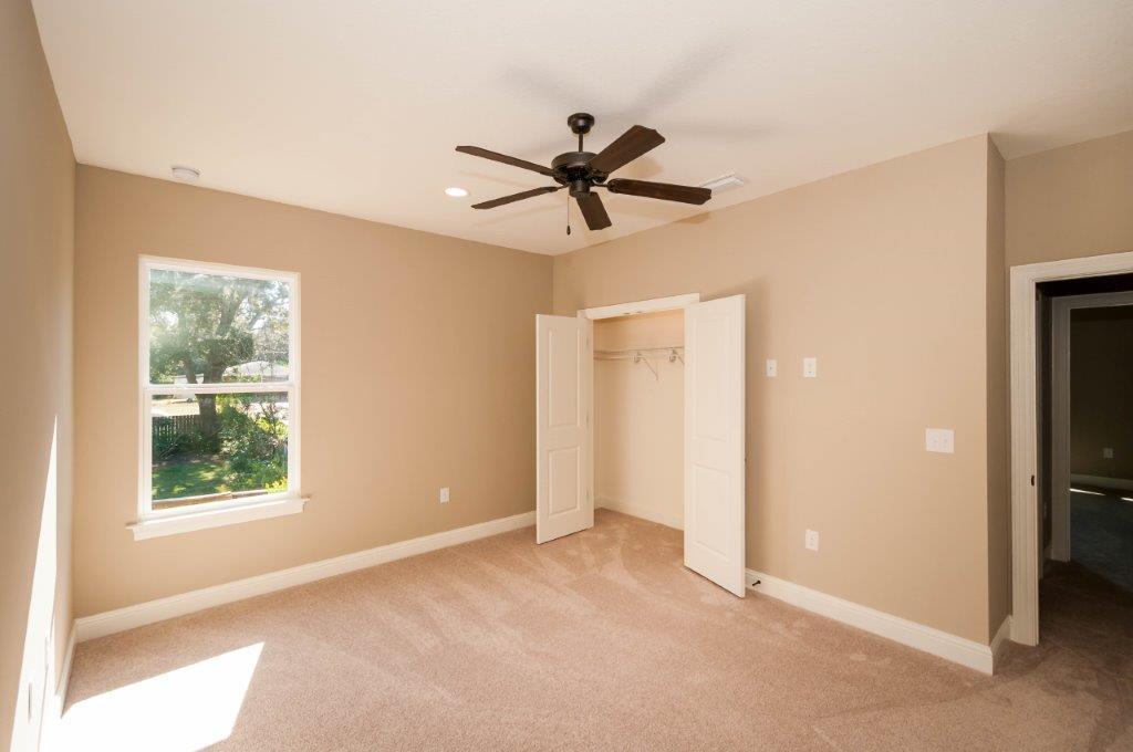 HATTIES GROVE - Residential