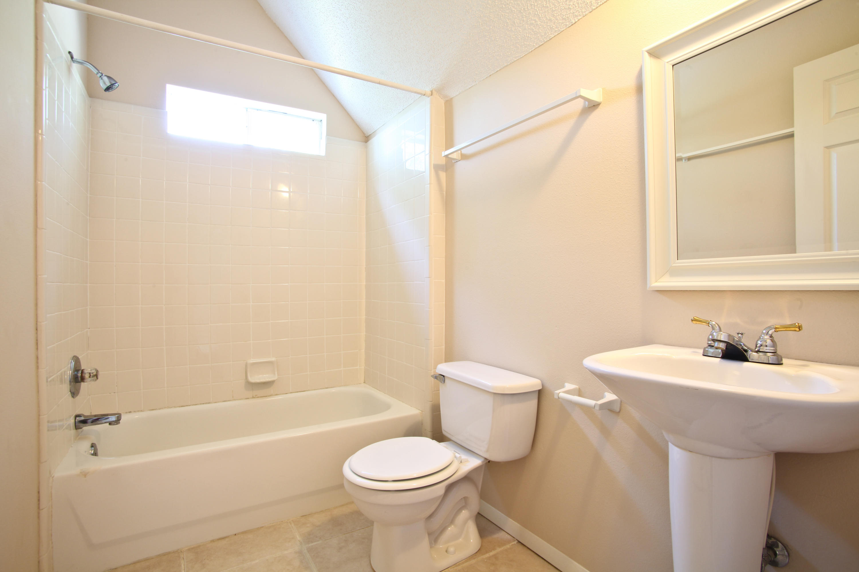 SEABREEZE VILLAS - Residential