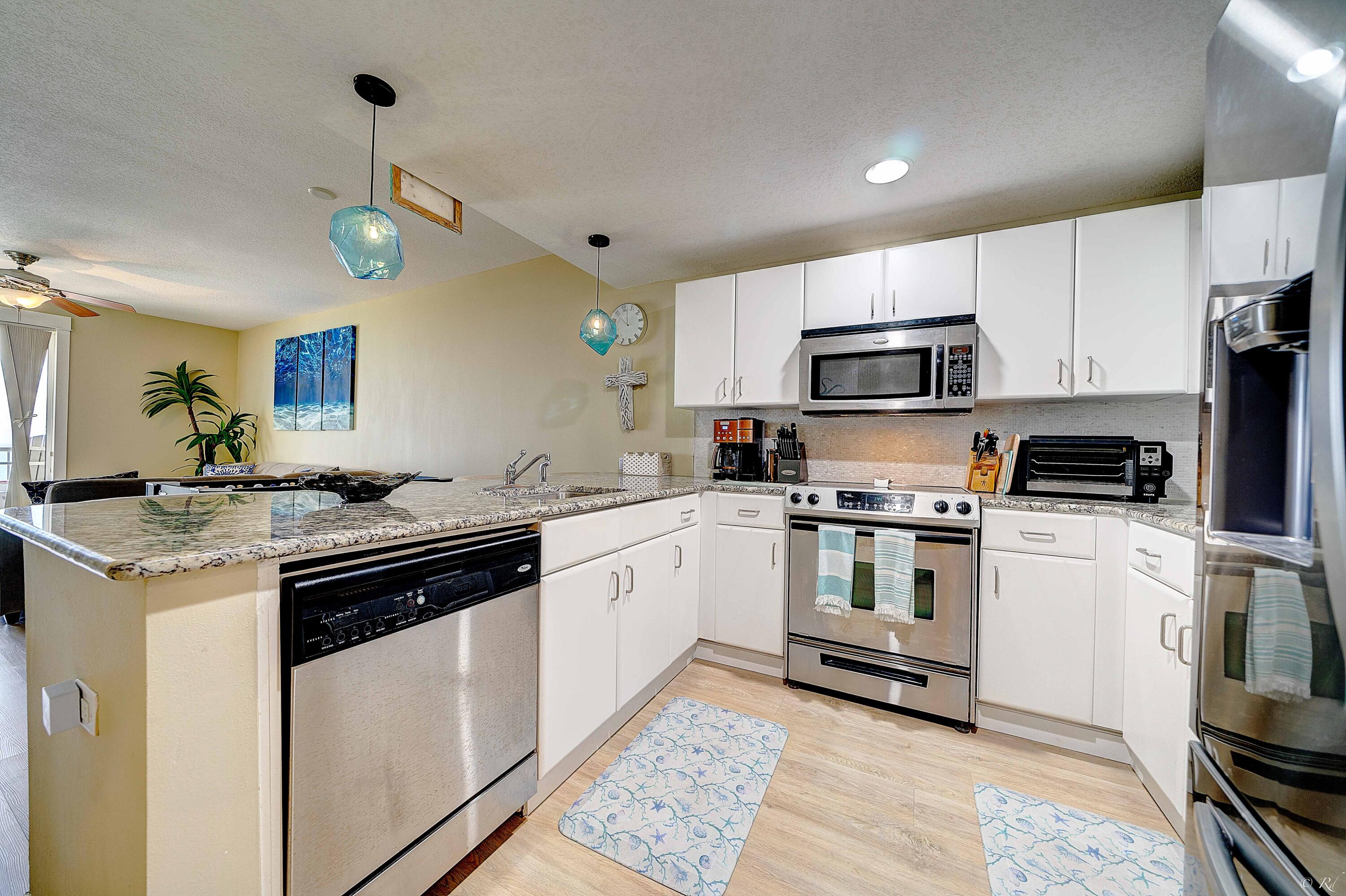 GRAND PANAMA BEACH RESORTS - Residential