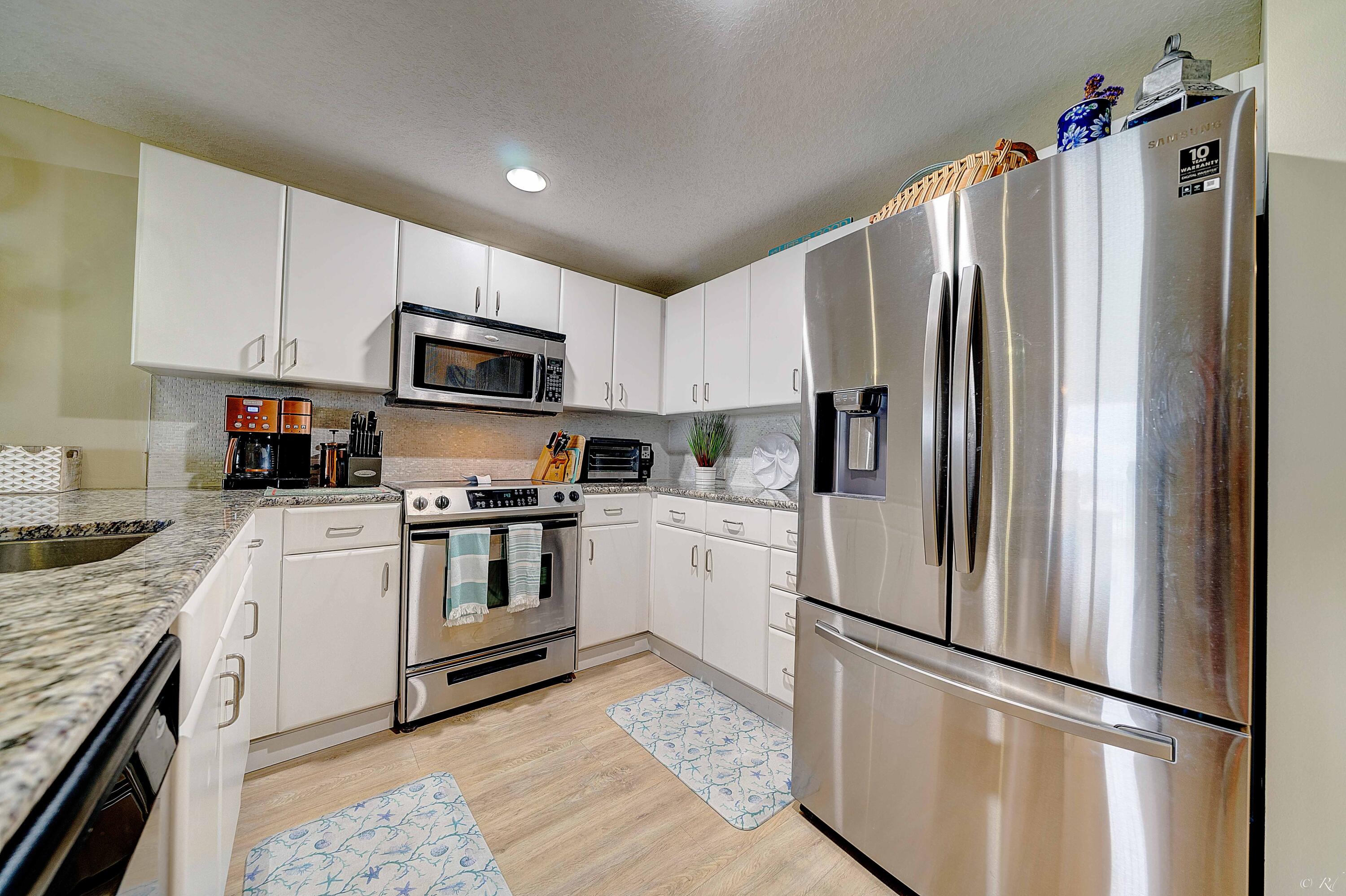 GRAND PANAMA BEACH RESORTS - Residential