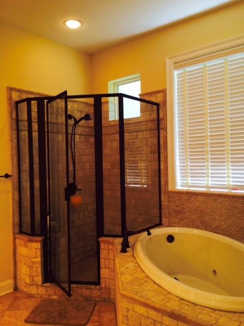 CLAIRES VINEYARD - Residential Lease