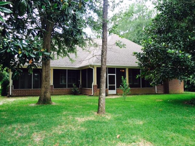 CLAIRES VINEYARD - Residential Lease