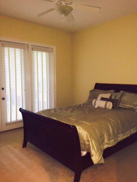 CLAIRES VINEYARD - Residential Lease