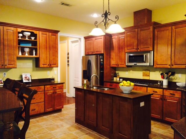 CLAIRES VINEYARD - Residential Lease